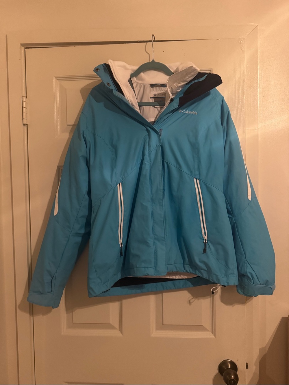 Columbia Women's 2 in 1 Light Blue Waterproof Jacket